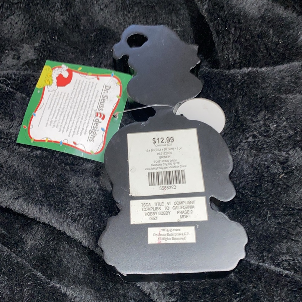 đAdorable 5 piece christmas bundle! - Picture 3 of 8